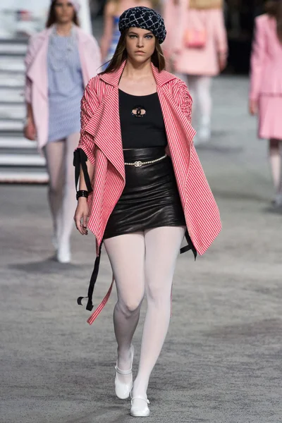 Look 43